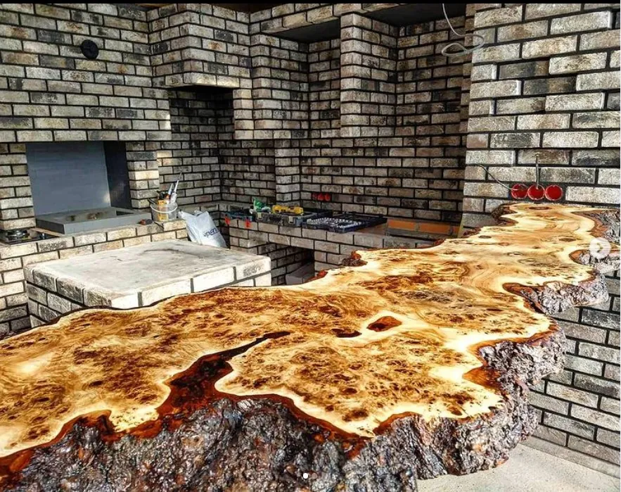 Барная стойка из капового тополя