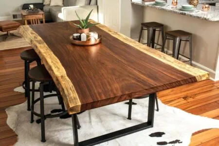 massive-table-09-